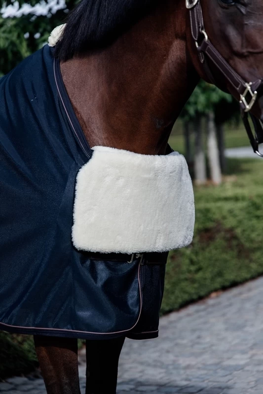 Kentucky Horsewear Kentucky Horse Bib Chest Protection Sheepskin 3 Kentucky Horsewear Kentucky Horse Bib Chest Protection Sheepskin - Image 3