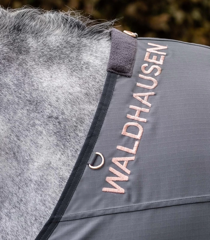Waldhausen Comfort Rainsheet-Fly Rug 2 Waldhausen Comfort Rainsheet-Fly Rug - Image 2