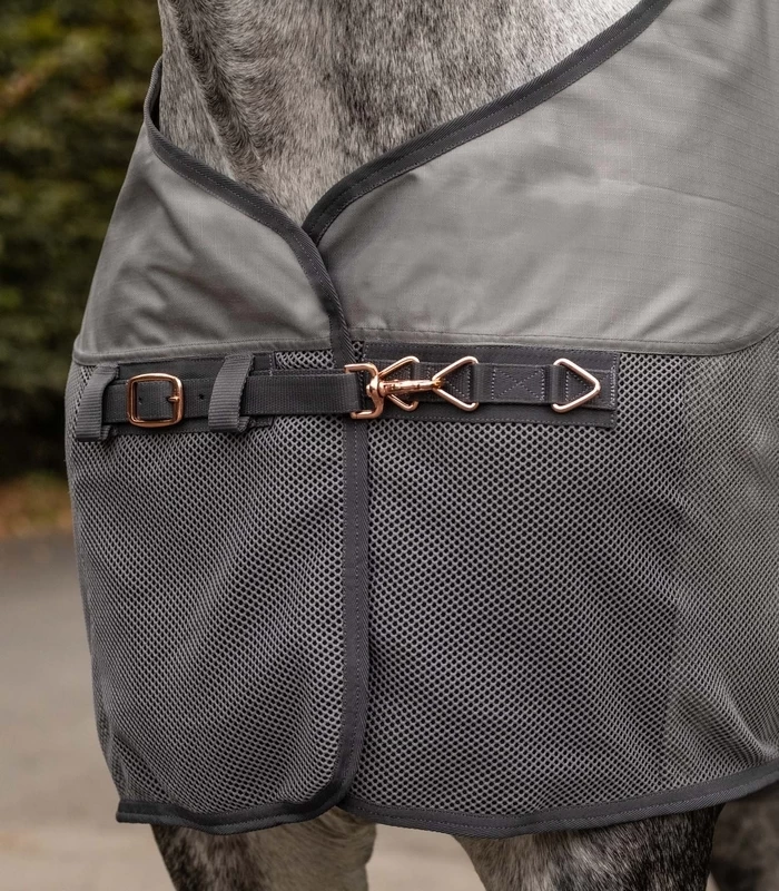 Waldhausen Comfort Rainsheet-Fly Rug 3 Waldhausen Comfort Rainsheet-Fly Rug - Image 3