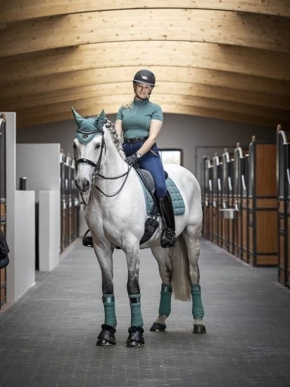 LeMieux Saddlepad Carbon Mesh Dressage 12 LeMieux Saddlepad Carbon Mesh Dressage - Image 12