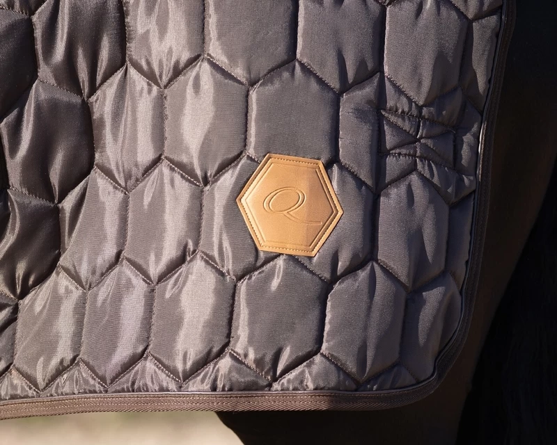 QHP Stable Rug Classy 3 QHP Stable Rug Classy - Image 3