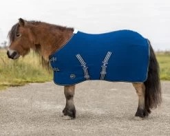 QHP Shetland Fleecerug With Cross Surcingles